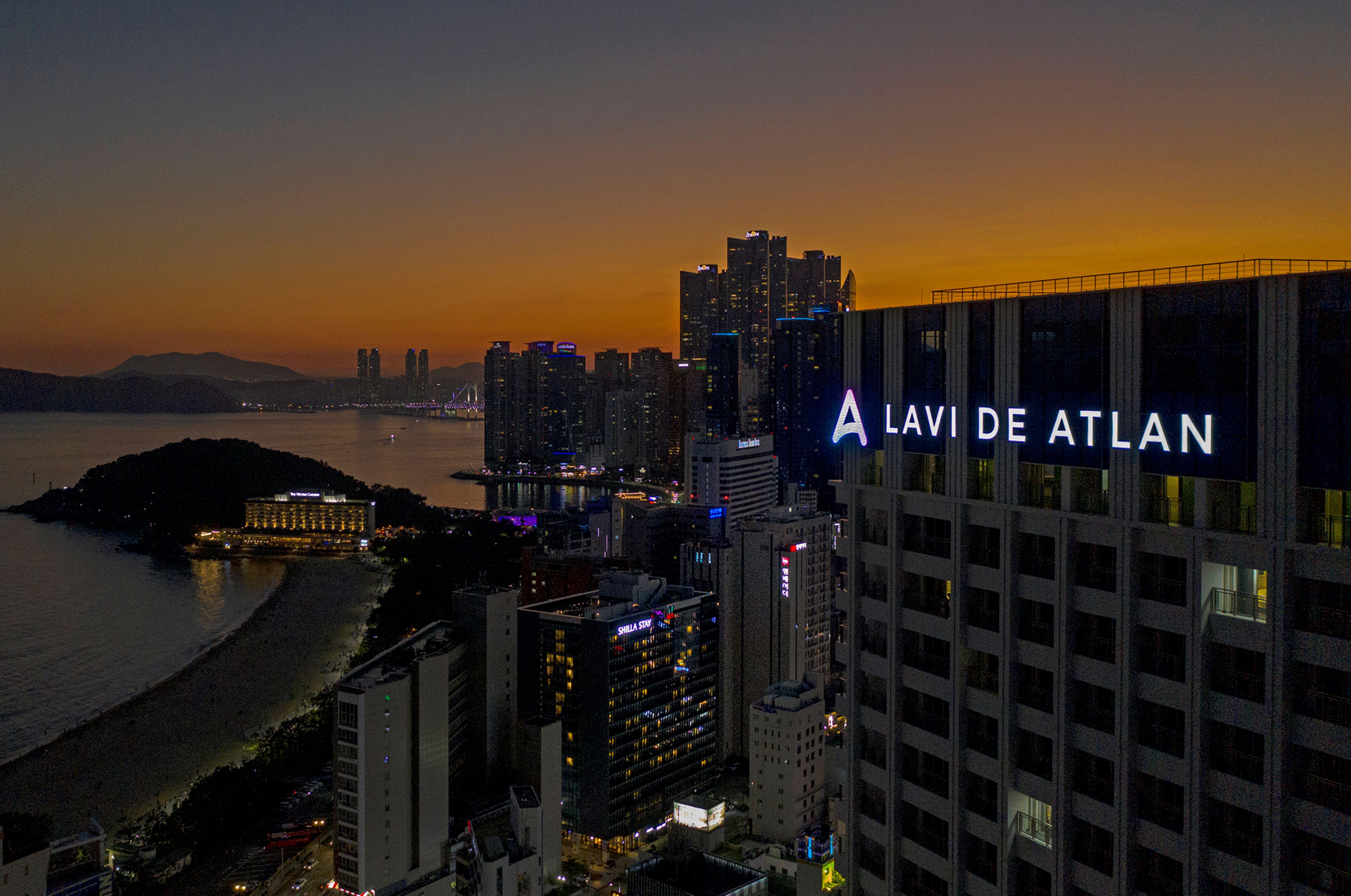 Lavi De Atlan Hotel Пусан Екстер'єр фото