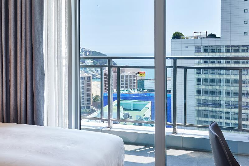 Lavi De Atlan Hotel Пусан Екстер'єр фото